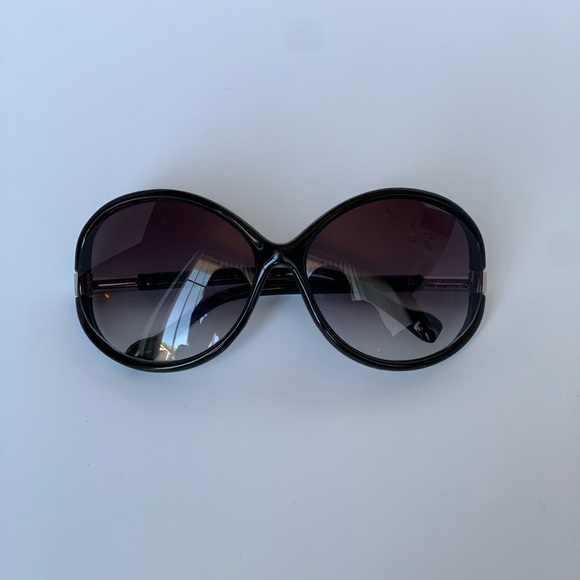 Jessica Simpson Accessories - Jessica Simpson Sunglasses 🕶